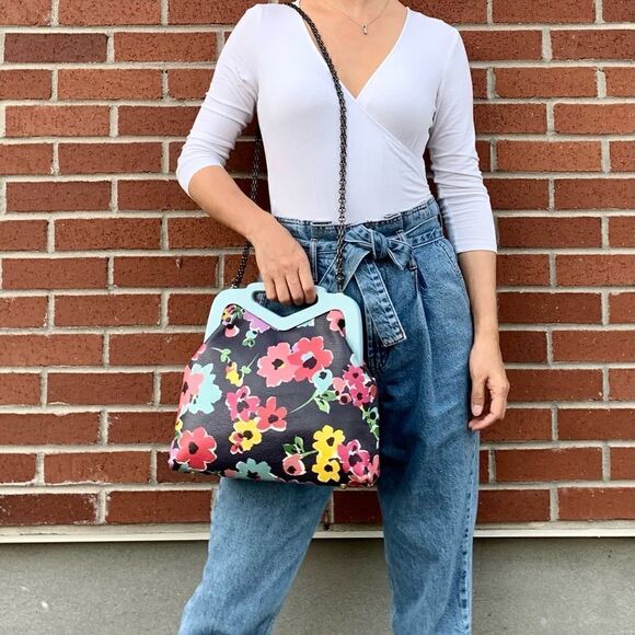 Handmade Genuine Leather Floral Printed, Wooden Frame Bag/Crossbody. XL Size - Picture 9 of 16